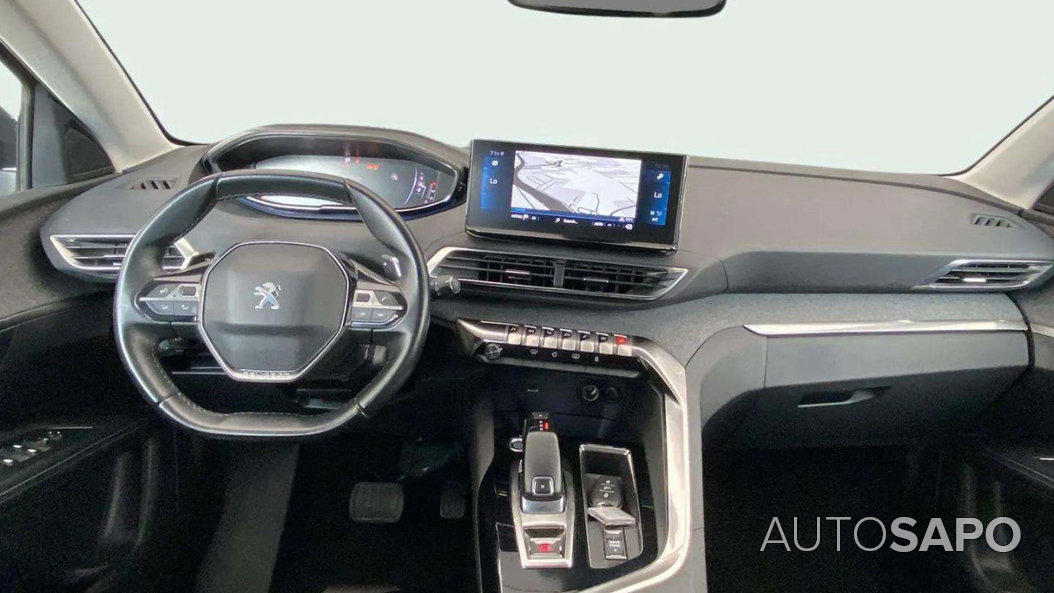 Peugeot 5008 de 2021