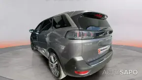 Peugeot 5008 de 2021