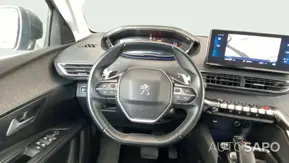 Peugeot 5008 de 2021