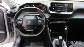 Peugeot 208 1.2 PureTech Active de 2021