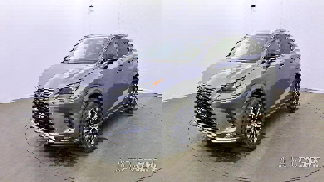 Lexus NX de 2021