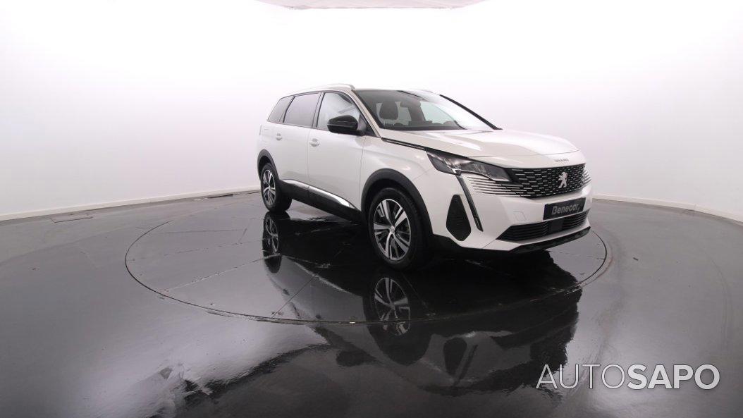 Peugeot 5008 de 2024
