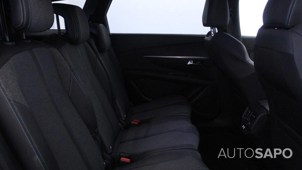 Peugeot 5008 de 2024
