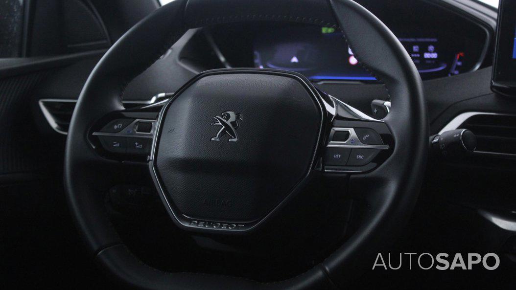 Peugeot 5008 de 2024