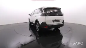 Peugeot 5008 de 2024