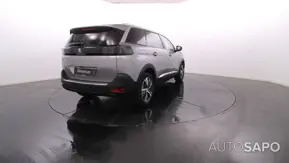 Peugeot 5008 de 2024