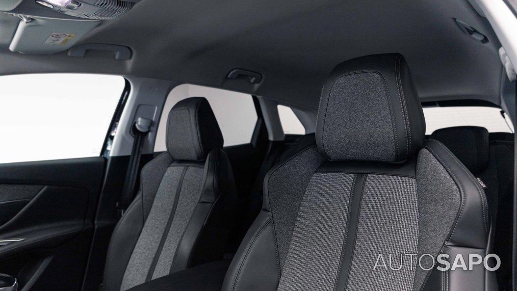 Peugeot 3008 1.2 PureTech Allure de 2019