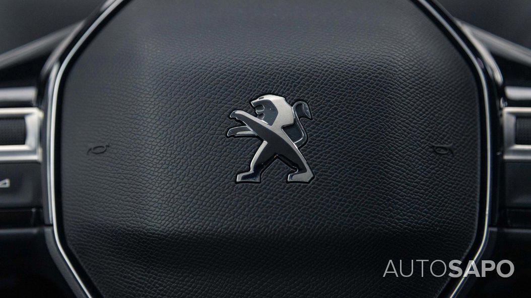 Peugeot 3008 1.2 PureTech Allure de 2019