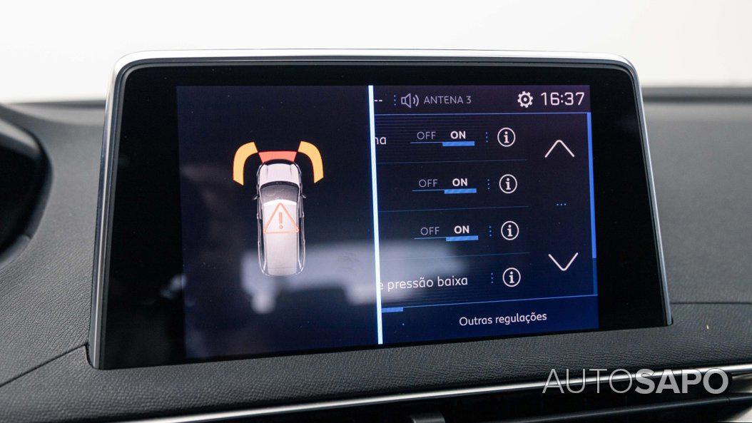 Peugeot 3008 1.2 PureTech Allure de 2019