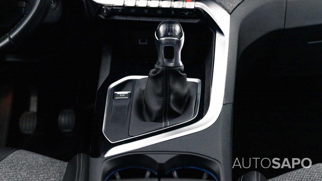 Peugeot 3008 1.2 PureTech Allure de 2019