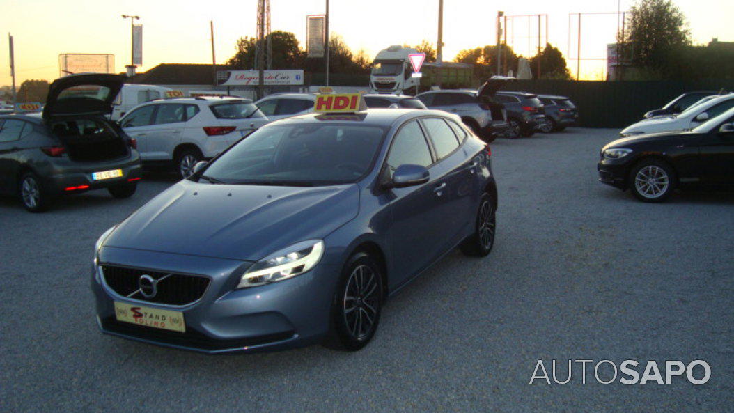 Volvo V40 2.0 D3 Momentum de 2019
