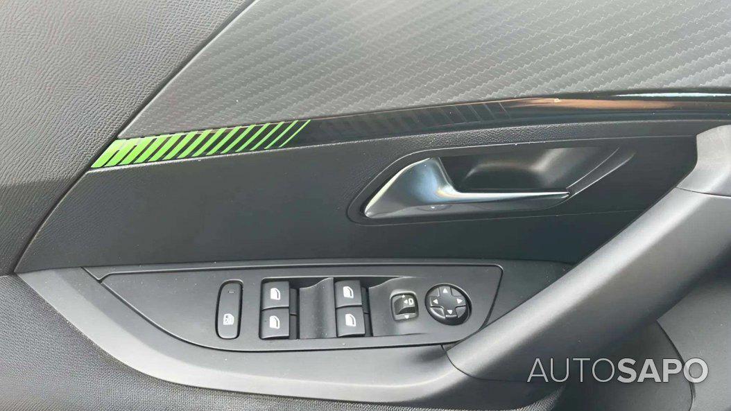 Peugeot 2008 1.2 PureTech Active de 2024