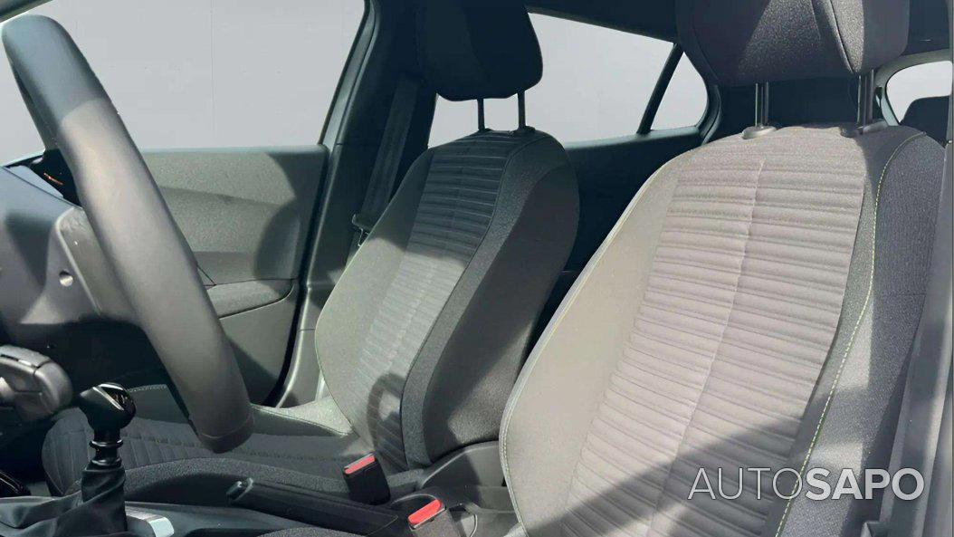 Peugeot 2008 1.2 PureTech Active de 2024