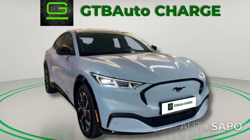 Ford Mustang Mach-E de 2022