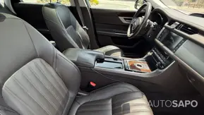Jaguar XF 2.0 D Portfolio Aut. de 2015