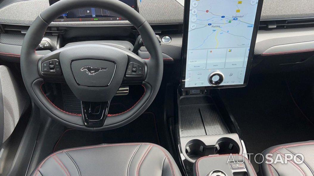 Ford Mustang Mach-E de 2022