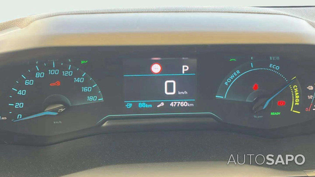 Peugeot e-2008 de 2021