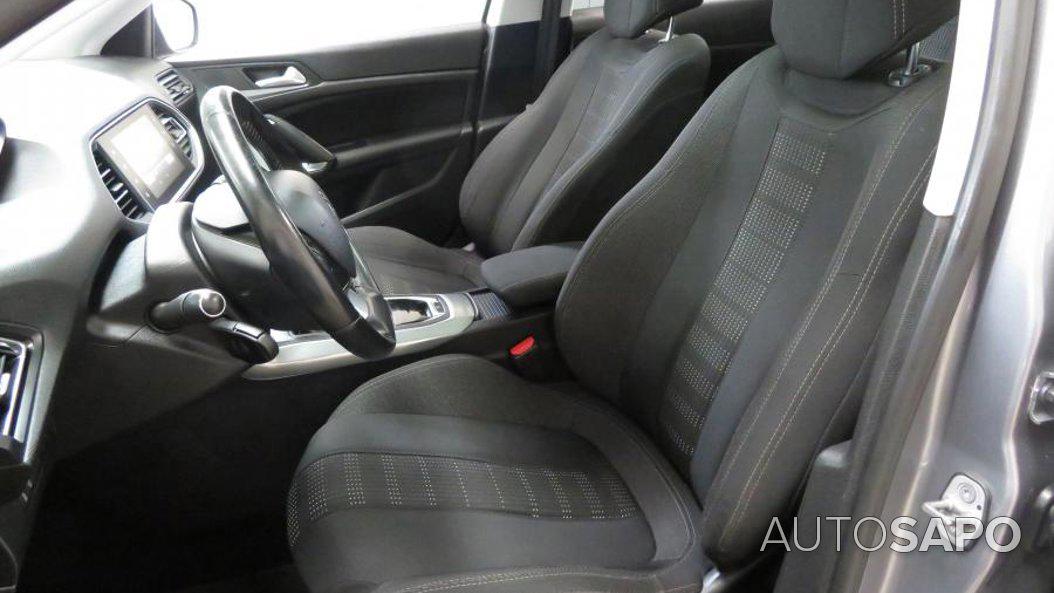 Peugeot 308 SW 1.6 BlueHDi Allure EAT6 de 2016