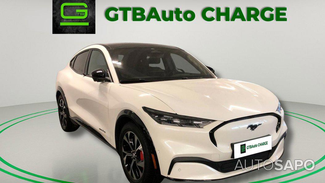 Ford Mustang Mach-E de 2023