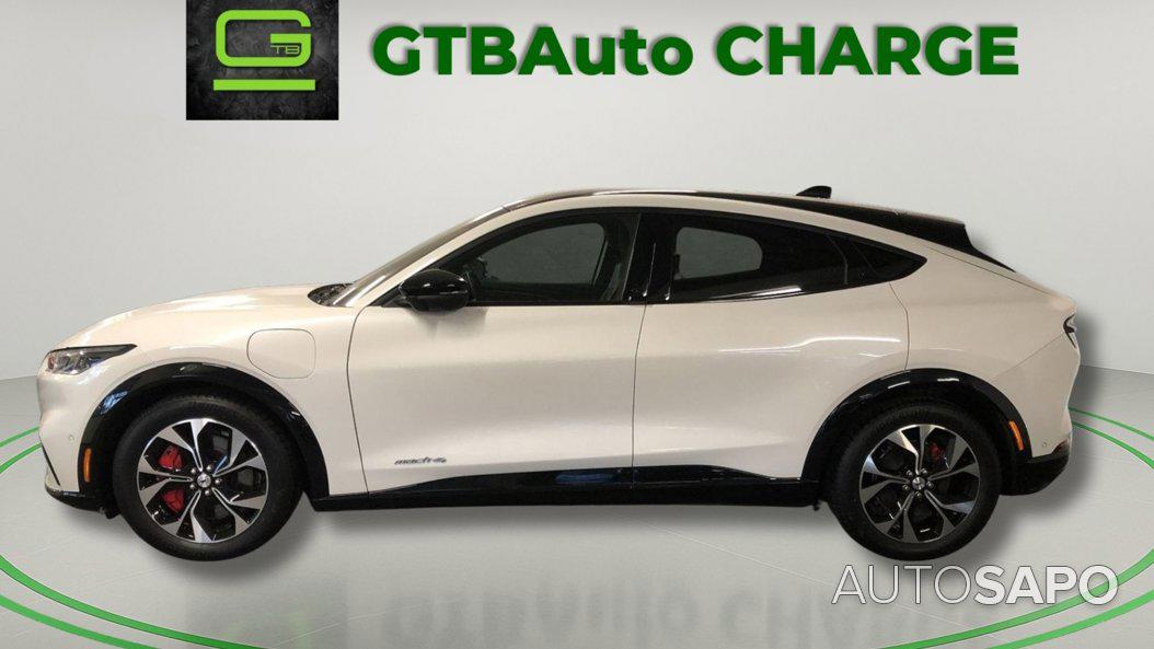 Ford Mustang Mach-E de 2023