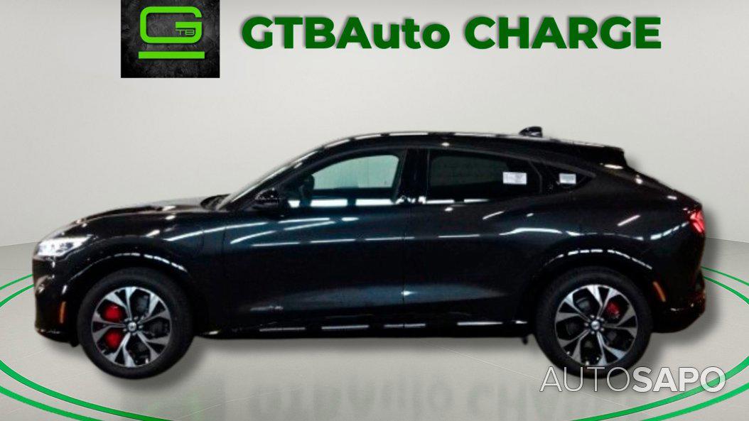 Ford Mustang Mach-E de 2023