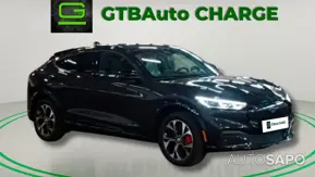 Ford Mustang Mach-E de 2023