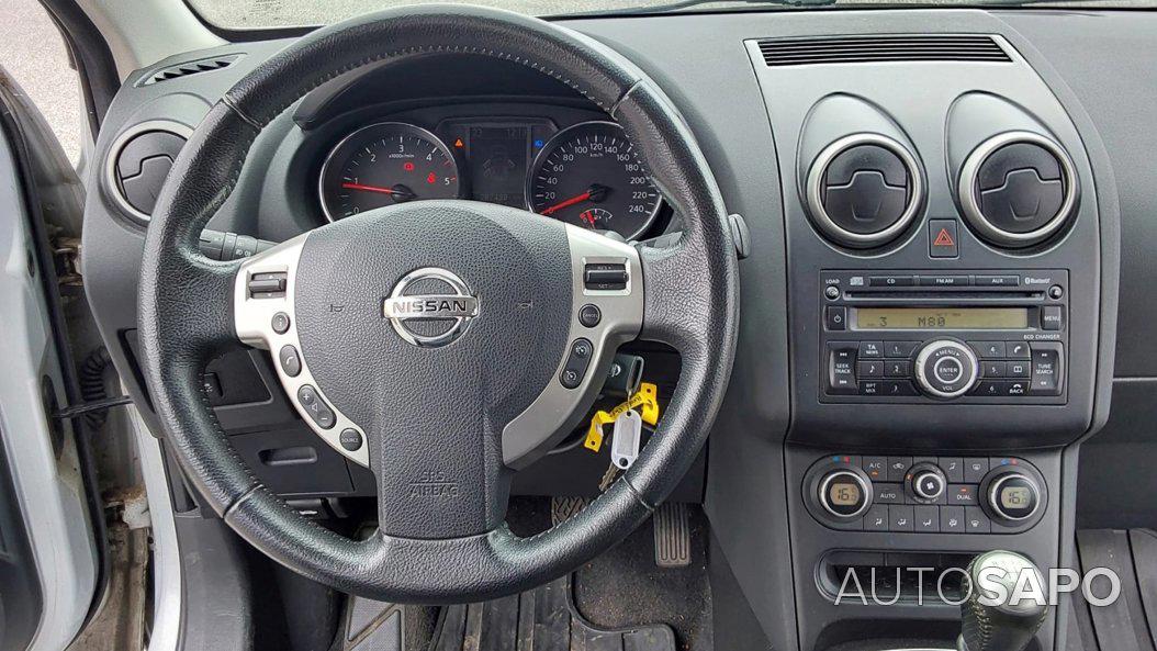 Nissan Qashqai 1.5 dCi Tekna Premium 17 de 2010