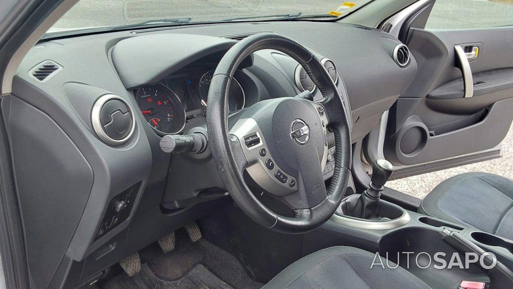 Nissan Qashqai 1.5 dCi Tekna Premium 17 de 2010