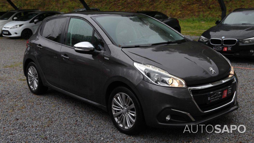 Peugeot 208 1.2 PureTech Style de 2018