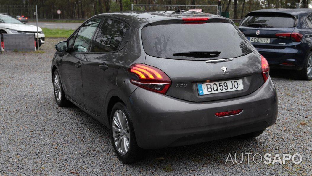 Peugeot 208 1.2 PureTech Style de 2018