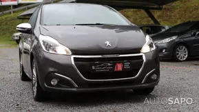 Peugeot 208 1.2 PureTech Style de 2018