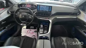 Peugeot 5008 de 2021