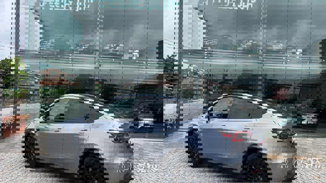 Tesla Model Y de 2024