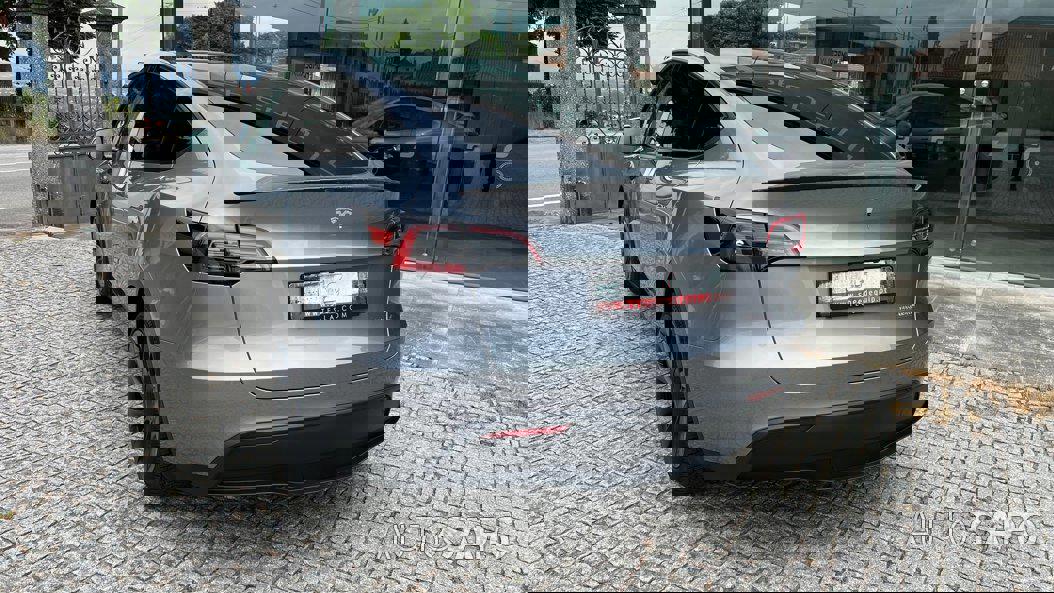 Tesla Model Y de 2024