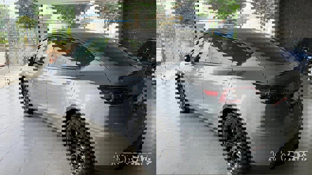 Tesla Model Y de 2024