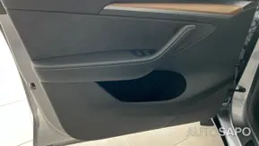 Tesla Model Y de 2024