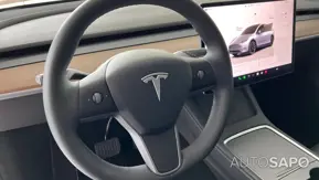 Tesla Model Y de 2024