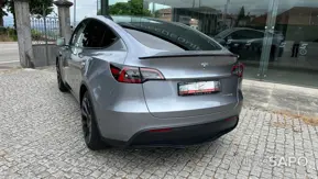 Tesla Model Y de 2024