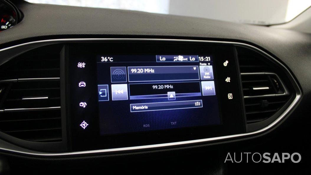 Peugeot 308 1.2 PureTech Business Line de 2017