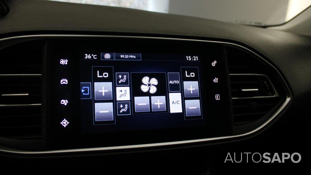 Peugeot 308 1.2 PureTech Business Line de 2017