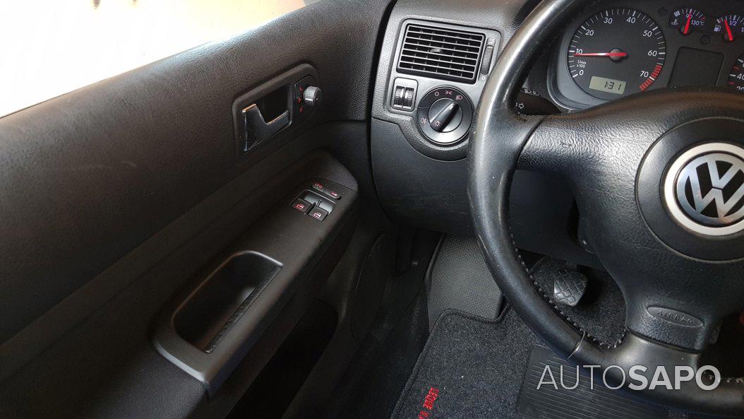 Volkswagen Golf 1.6i 25 Anos de 2000