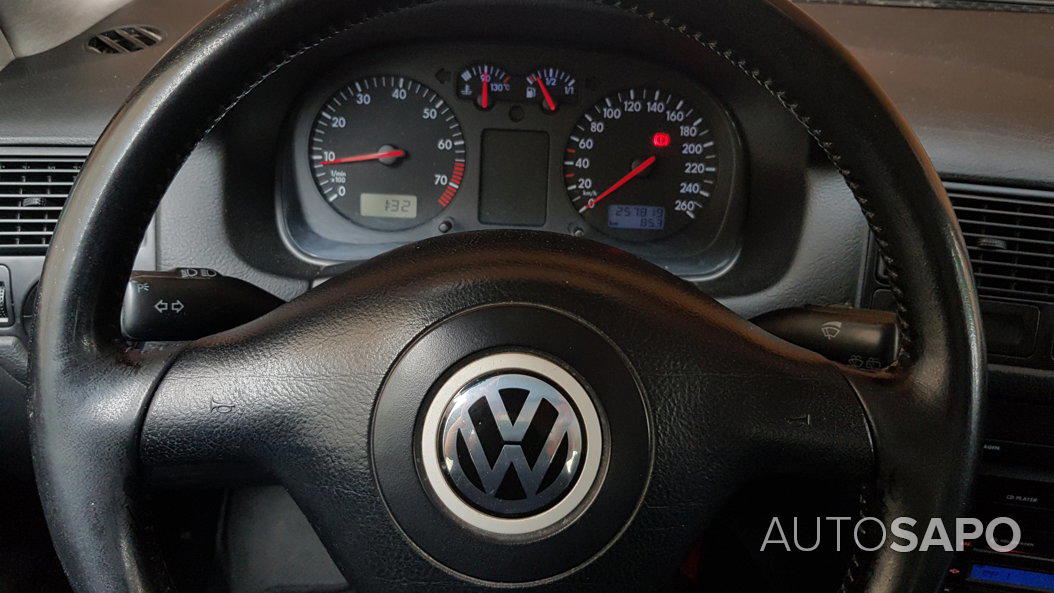 Volkswagen Golf 1.6i 25 Anos de 2000