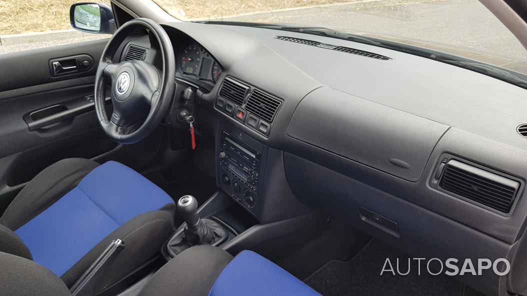 Volkswagen Golf 1.6i 25 Anos de 2000