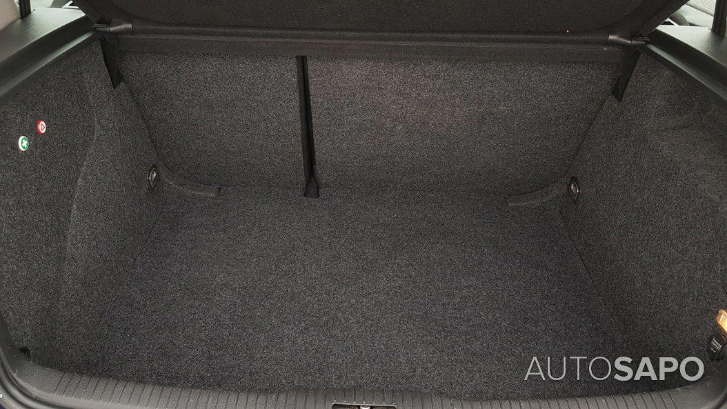 Volkswagen Golf 1.6i 25 Anos de 2000