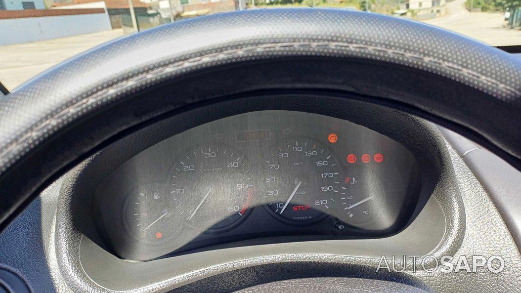 Peugeot 206 2.0 HDi XT de 2001