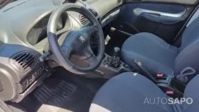 Peugeot 206 2.0 HDi XT de 2001