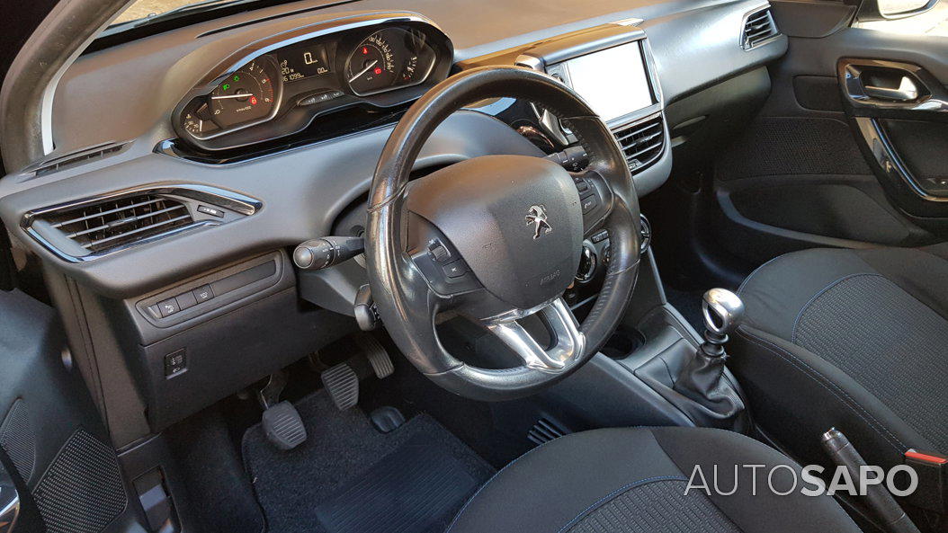 Peugeot 208 1.5 BlueHDi Allure Pack de 2019
