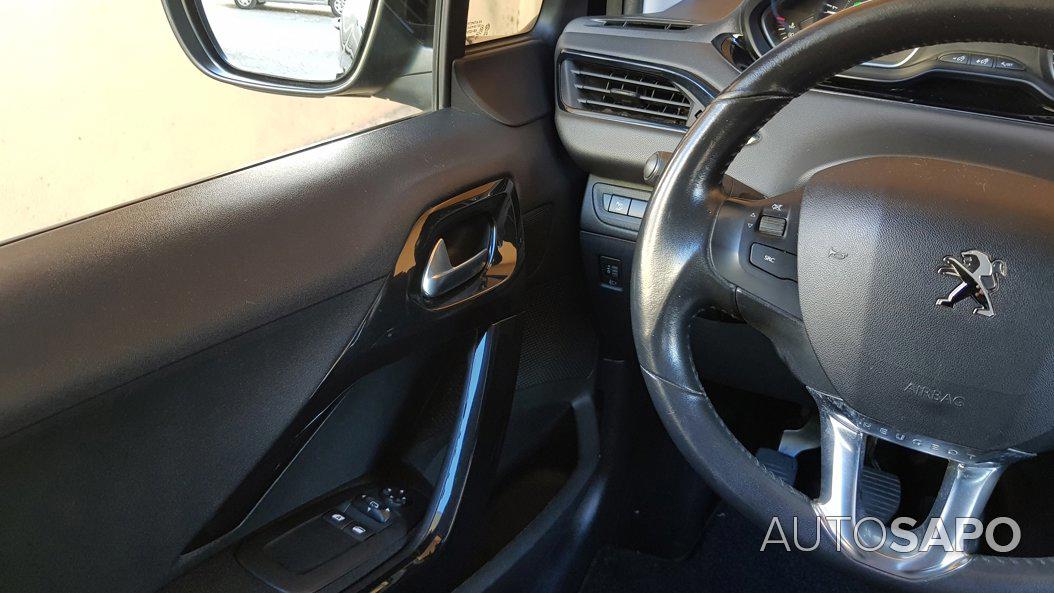 Peugeot 208 1.5 BlueHDi Allure Pack de 2019