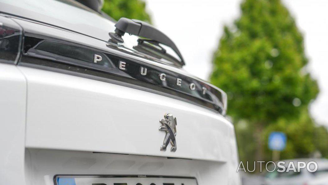 Peugeot 2008 1.2 PureTech Active Pack de 2021