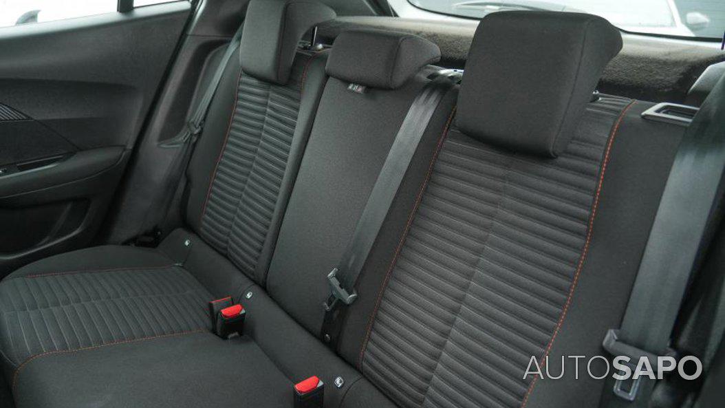Peugeot 2008 1.2 PureTech Active de 2022